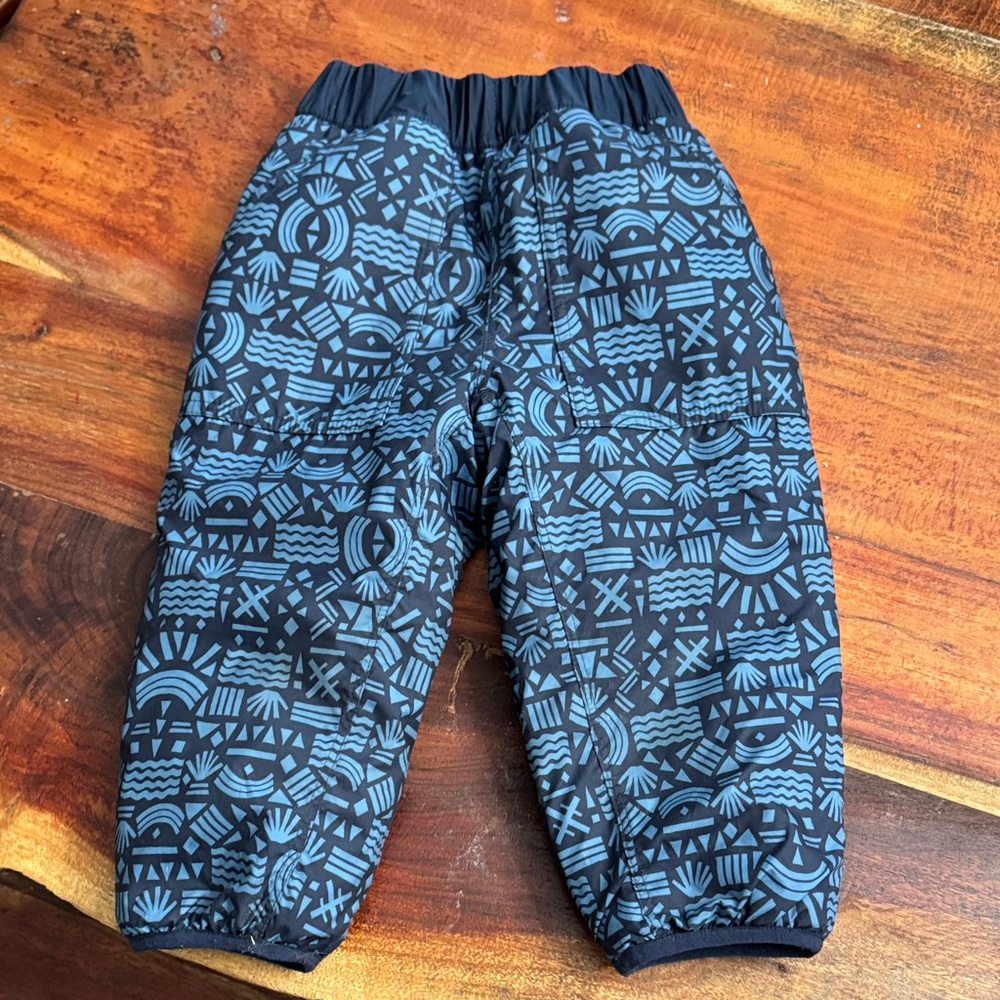 Black & Blue Geometric Print Kids Snow Pants PATAGONIA 12-18 month snow pants